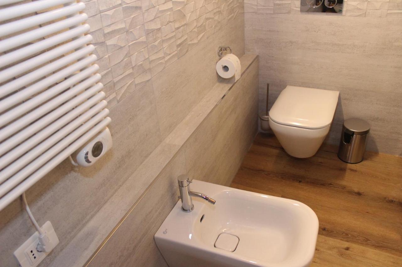Art Apartment Santa Croce Suite Florence Exterior photo